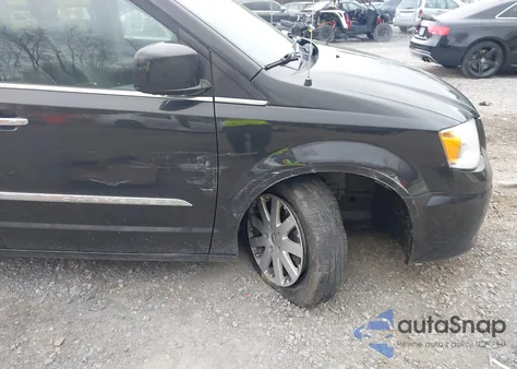 2015 Chrysler Town & Country Touring from USA, damaged, VIN 2C4RC1BG8FR645864